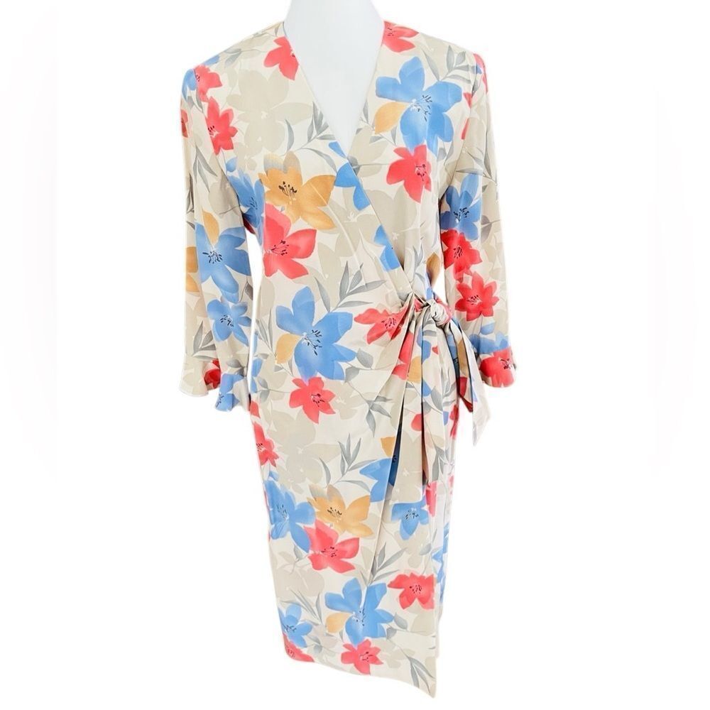 Papell Boutique Womens 100% Silk Floral Wrap Dress with Bell Sleeves Size 4
